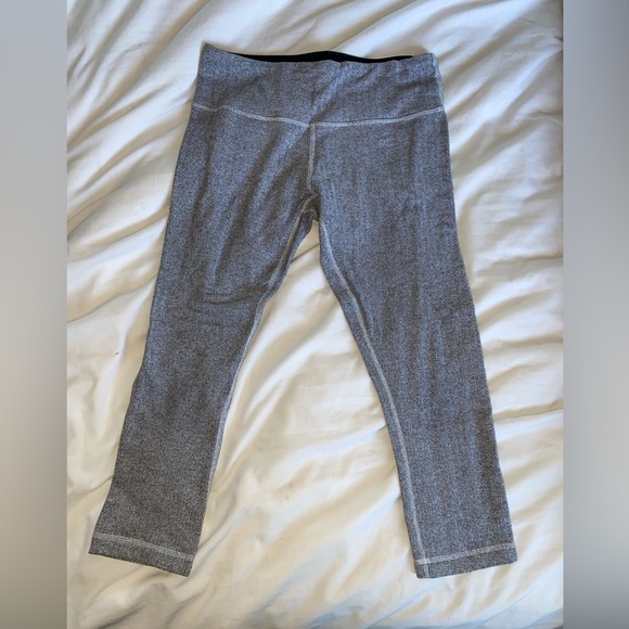 Lululemon leggings cropped - Picture 2 of 4
